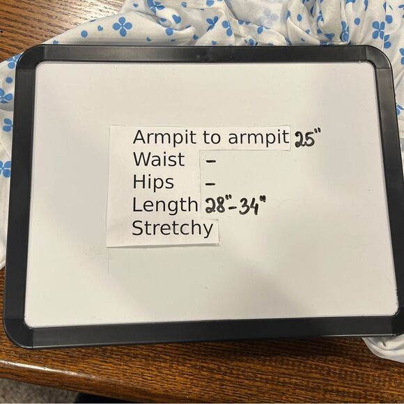 LuLaRoe Irma short sleeve floral print oversized top size extra small - Picture 7 of 10